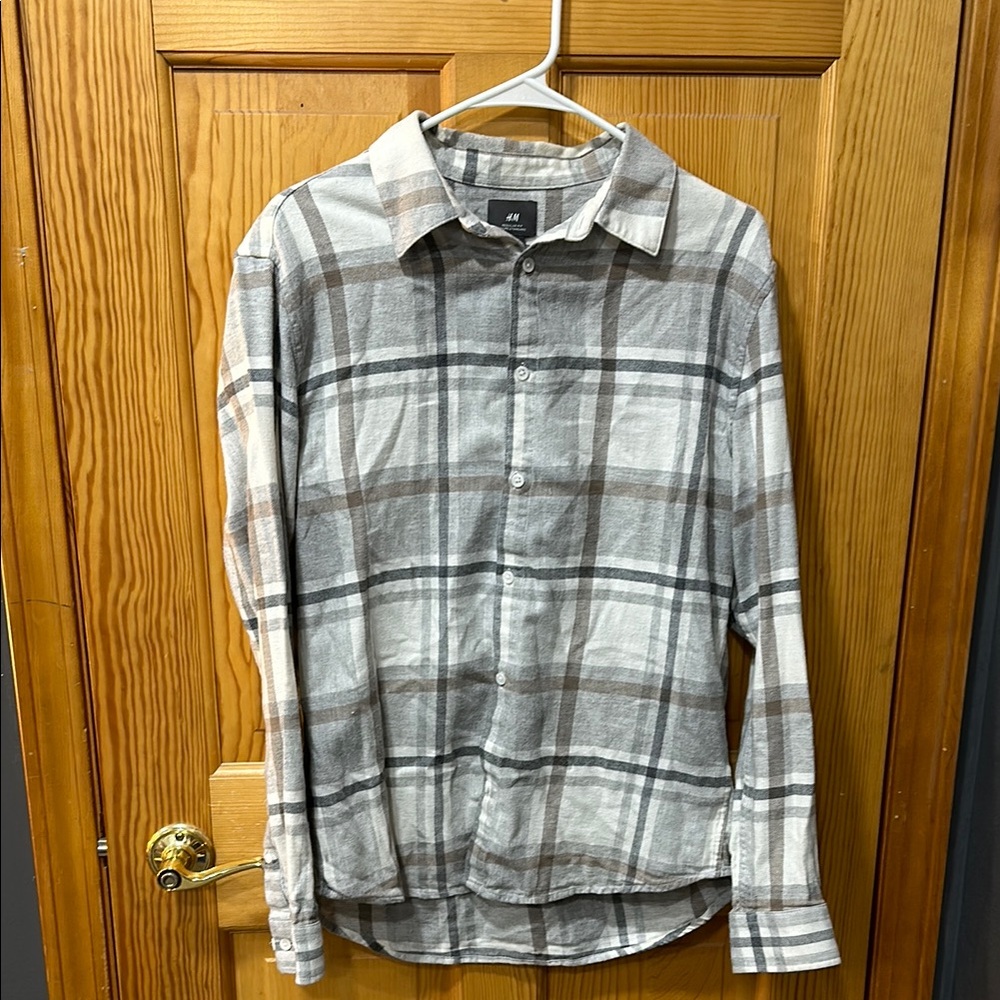 H&M Men's Plaid Shirt - Gray and Brown